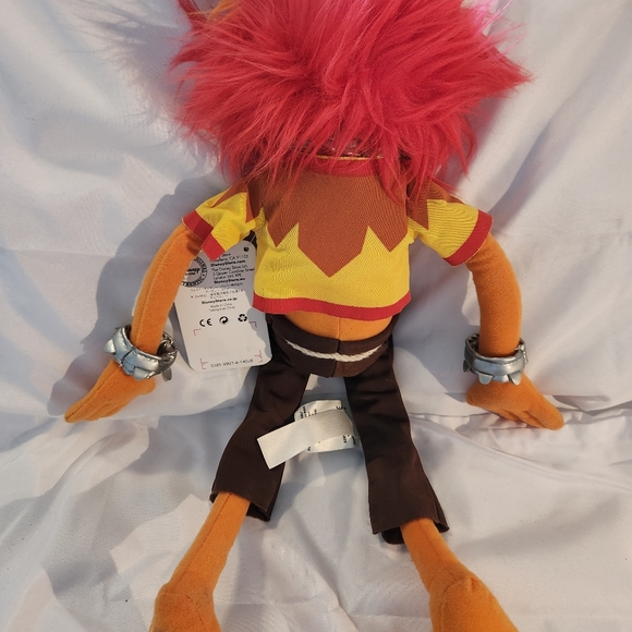 Animal plush from The Muppets Most Wanted Movie. Rare find. NWT. - Picture 5 of 7